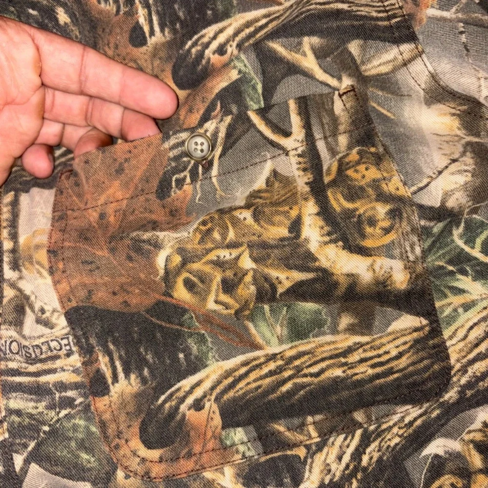 CABELA'S Camo Hunting Shirt Mens M Brown Seclusion 3D Vented Mesh Back Button Up
